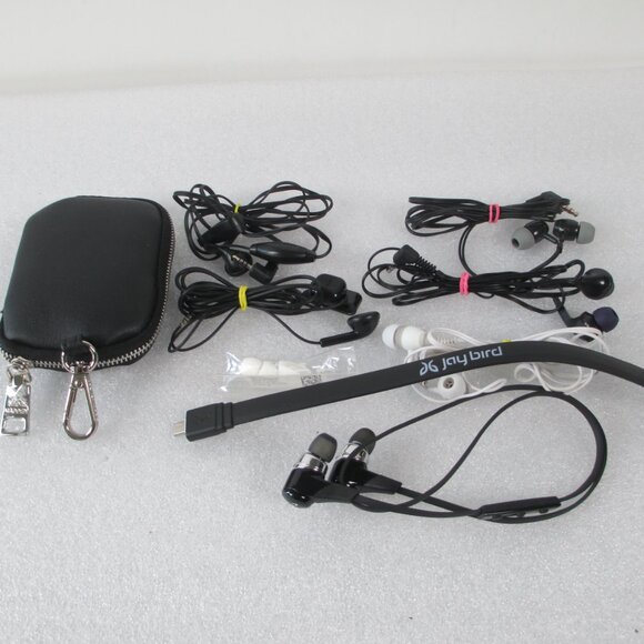 BUNDLE OF 6 EARPODS HEADPHONES - Picture 3 of 14